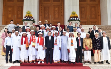 Phó Thủ tướng: Giữ gìn và phát huy bản sắc văn hoá tốt đẹp vùng đồng bào dân tộc Chăm (Ninh Thuận)