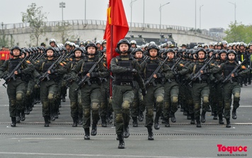 Chùm ảnh: Lễ kỷ niệm 50 năm Ngày truyền thống lực lượng Cảnh sát Cơ động