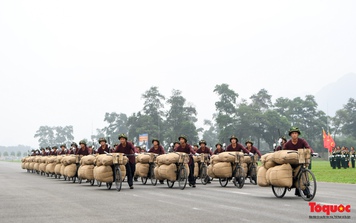 Tái hiện "binh chủng" xe đạp thồ Điện Biên Phủ huyền thoại