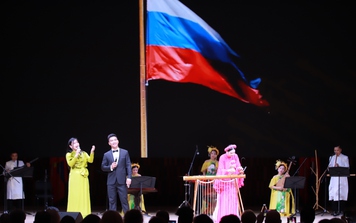 Chương trình nghệ thuật đêm khai mạc Những ngày văn hoá Việt Nam tại Nga để lại ấn tượng đặc biệt cho khán giả