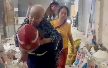 Hà Nội: Lực lượng PCCC kịp thời cứu cụ bà 92 tuổi tại đám cháy ở phố Tô Hiệu