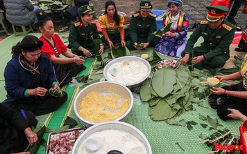 Tặng gần 700 suất quà trong chương trình “Bánh chưng xanh - Tết vì người nghèo” năm 2025