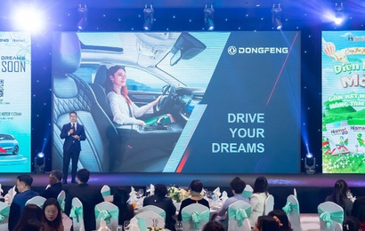 Xe ô tô Dongfeng và sữa công thức Hismart tổ chức sự kiện co-branding