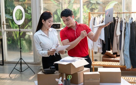 Hơn 1.000 nhà bán hàng tham bóng đá tỷ lệ kèo nhà cái “Học nhanh bán lẹ” cùng J&T Express