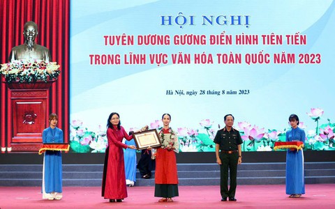 Sự ghi nhận xứng đáng cho những nỗ lực bền bỉ tỷ lệ kèo nhà cái nghệ sĩ ballet Thu Hằng