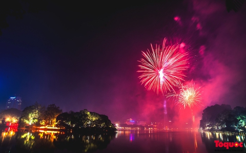 Mãn nhãn màn pháo hoa tại Hà Nội tronhận định kèo nhà cái thời khắc đón năm mới 2025