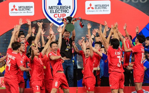 Lịch trình Đội tuyển Việt kèo nhà cái 88 mang cup vô địch AFF về nước mừng công 