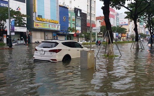 Hôm nay, mưa to trút xuống khu vực Quảng Trị - Quảng Ngãi