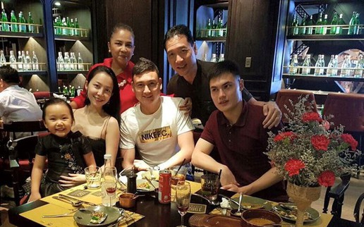 "Chim công làng múa" Linh Nga tiết lộ thành công của Đặng Văn Lâm là "máu và nước mắt"