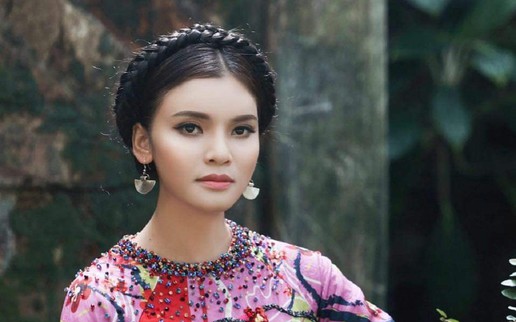 NSƯT Phạm Phương Thảo: Cảm ơn báo Tổ Quốc đã giúp nghệ sĩ có thêm cơ hội được lên sân khấu hát những ca khúc vô cùng ý nghĩa về Bác Hồ và đất nước Việt Nam