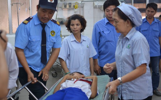 50 học sinh tiểu học bị nôn, tiêu chảy sau khi ăn trưa tại trường