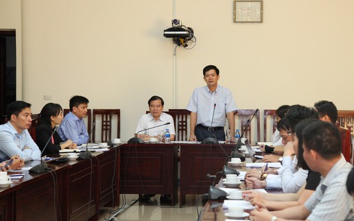 Tọa đàm về tăng cường thu hút khách du lịch quốc tế đến Việt Nam