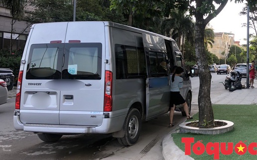 Nghề đưa đón học sinh trường quốc tế: Công việc như một giúp việc nhưng trách nhiệm lớn hơn giáo viên chủ nhiệm