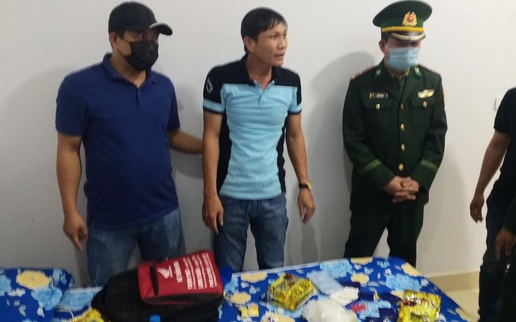 Bắt đối tượng cầm đầu đường dây ma túy qua biên giới