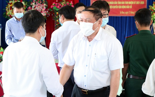 Bộ trưởng Nguyễn Văn Hùng: "Đã hứa với cử tri cái gì thì phải nỗ lực hết sức để thực hiện, không phải hứa xong rồi để đó"