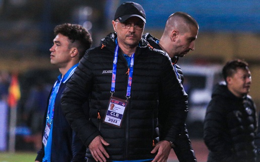 HLV Bandovic: 'Hà Nội FC chơi không tốt cả tấn công và phòng ngự'