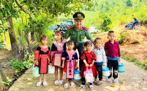 “Anh nuôi” của nghìn trẻ em vùng cao và khát vọng đưa em đến lớp, mang cơm ngon, nhà đẹp về quê hương