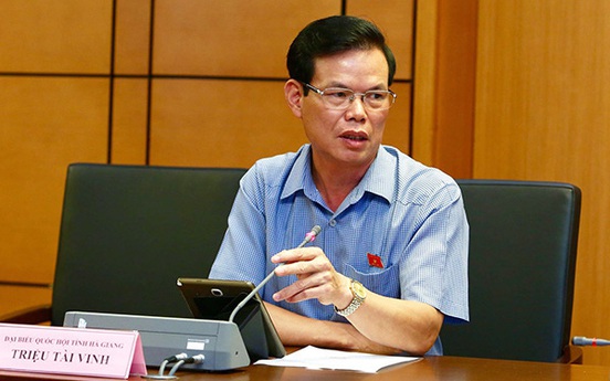 Liên quan tới sai phạm tại kỳ thi THPT Quốc gia 2018, đề nghị Bộ Chính trị xem xét, thi hành kỷ luật đối với ông Triệu Tài Vinh