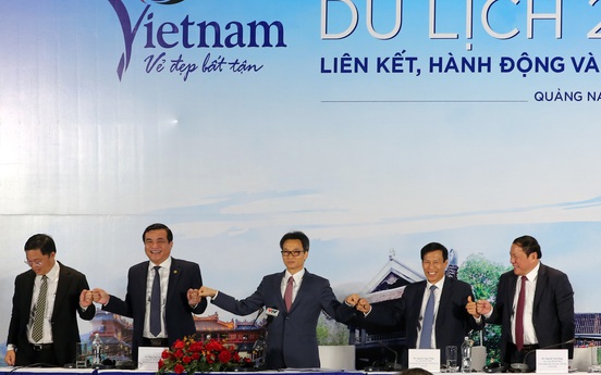 “Nắm chặt tay nhau cùng hành động, vì sự phát triển của du lịch Việt Nam”