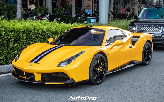 Ferrari 488 Spider màu độc nhất Việt Nam lột xác với phong cách 488 Pista