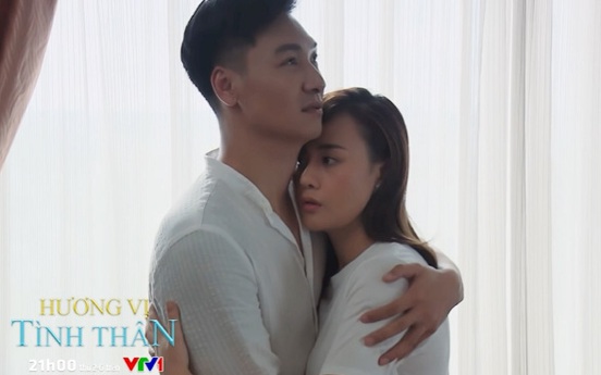 Hương vị tình thân tập 59: Long nhận ra vợ có điều khác lạ, Thy đau khổ vì chẳng thể làm gì lão Tấn