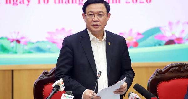 Bí thư Thành ủy Hà Nội: “Trong cuộc chiến chống dịch thì tình nghĩa, nhân văn và sự hợp tác của người dân là rất quan trọng”