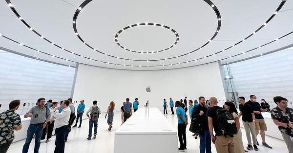 Sự kiện Apple tại Cupertino: Chuyến đi đầy sự trải nghiệm