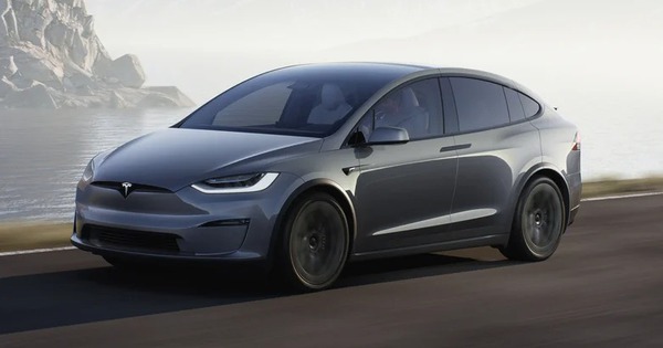 8 nguyên do khiến cho Tesla trở thành công xuất sắc ty xe hơi độ quý hiếm nhất trái đất  XecoV