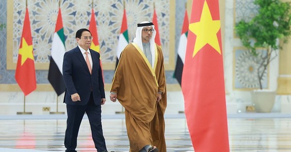 Lễ đón Thủ tướng Phạm Minh Chính thăm chính thức Các Tiểu Vương quốc Arab Thống nhất