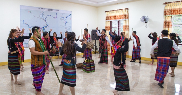 Quảng Bình: Tập huấn cho đội ngũ cán bộ triển khai thực hiện Dự án 6