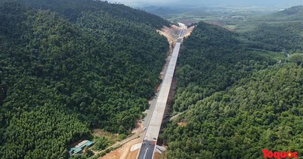 Cầu lớn nhất cao tốc Vân Phong - Nha Trang sau 16 tháng thi công