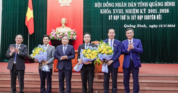 Quảng Bình: Miễn nhiệm và bầu các chức danh HĐND, UBND tỉnh nhiệm kỳ 2021-2026