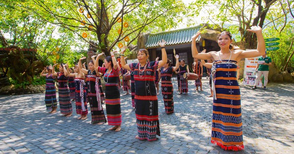 Bảo tồn và phát huy văn hóa của người Cơ Tu