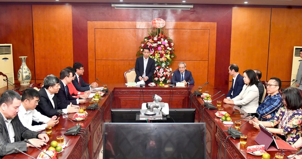 Gallery - Ban Tuyên giáo và Dân vận Trung ương chúc mừng 79 năm Ngày Thể dục thể thao Việt Nam