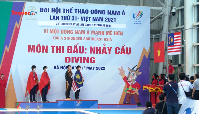 Đo&#224;n thể thao Việt Nam mang về những tấm huy chương đầu ti&#234;n tại SEA Games 31